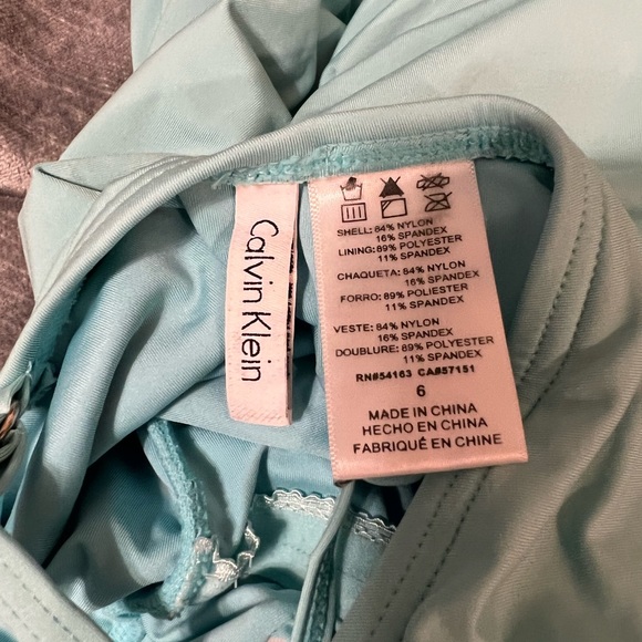 Blue Ruched tummy control Calvin Klein swim / bathing suit size 6 - Picture 16 of 16